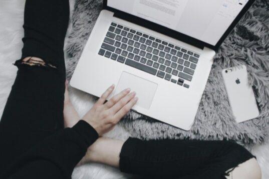 How To End A CV To Impress Employers With Examples